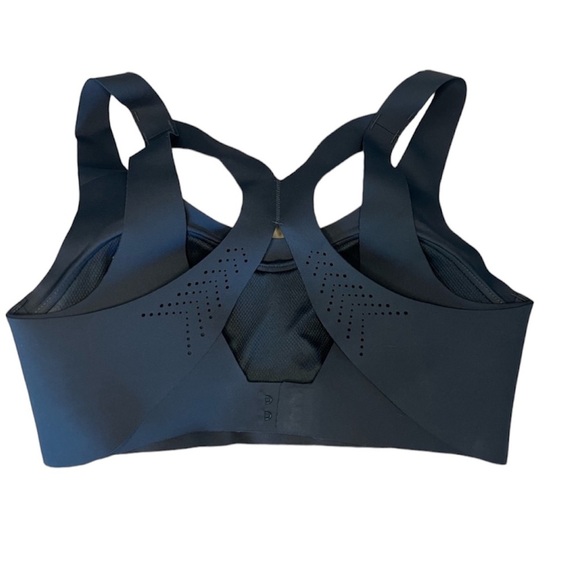 NWOT Victoria Secret Sports Bra Size 32C - Picture 2 of 3